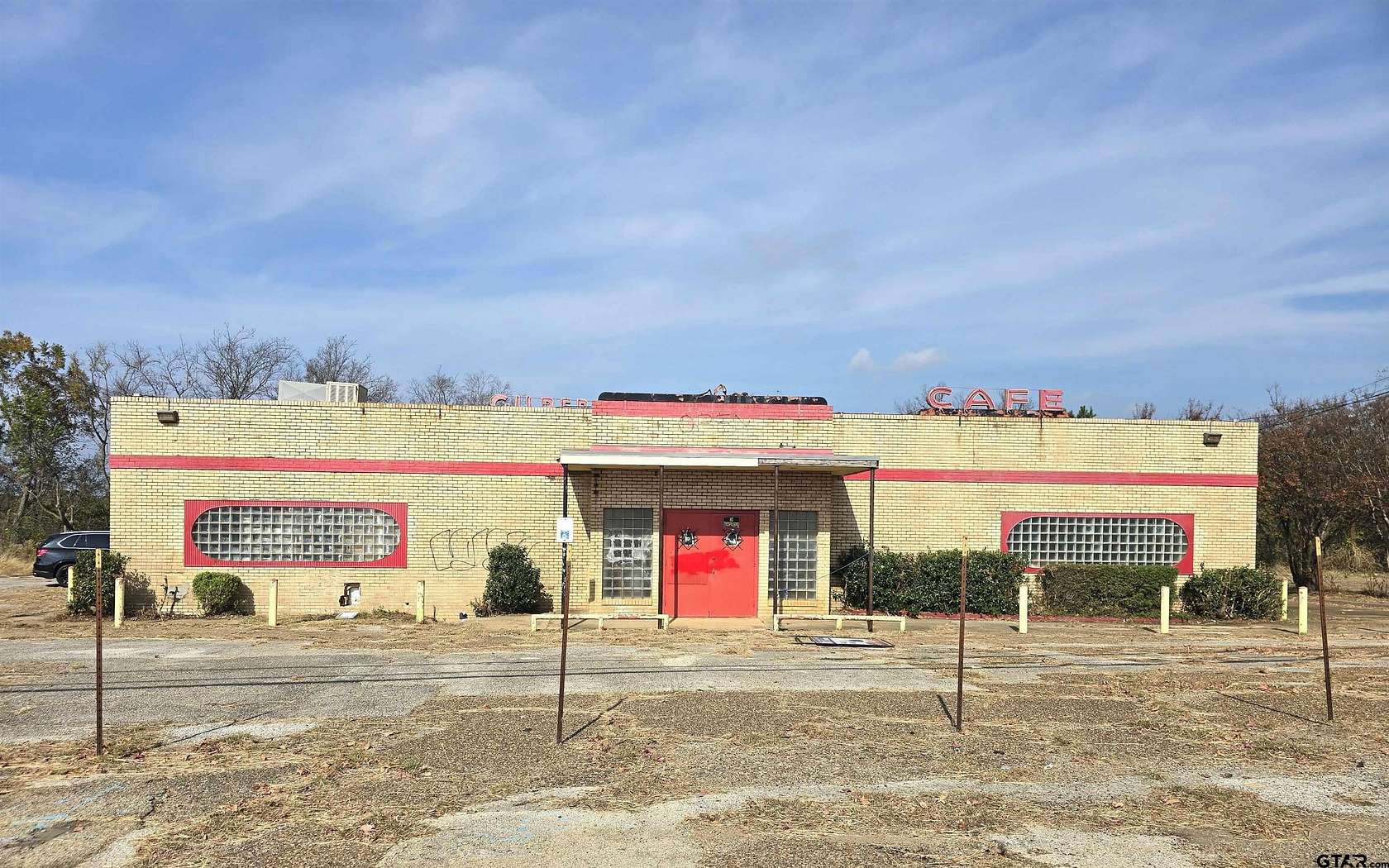 1.6 Acres of Improved Commercial Land for Sale in Tyler, Texas