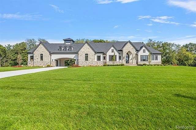 1.65 Acres of Residential Land with Home for Sale in Bruce Township, Michigan