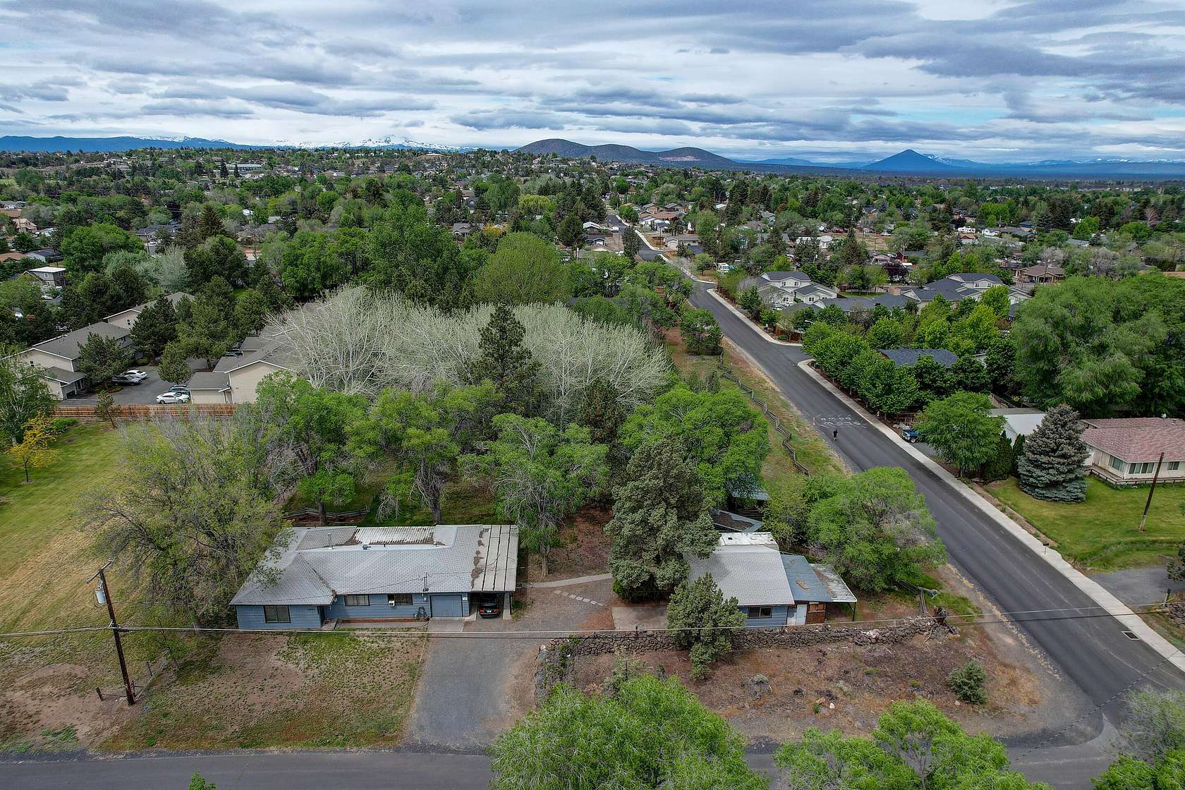 1.82 Acres of Residential Land with Home for Sale in Redmond, Oregon