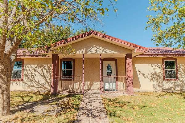 1.5 Acres of Residential Land with Home for Sale in Seminole, Texas