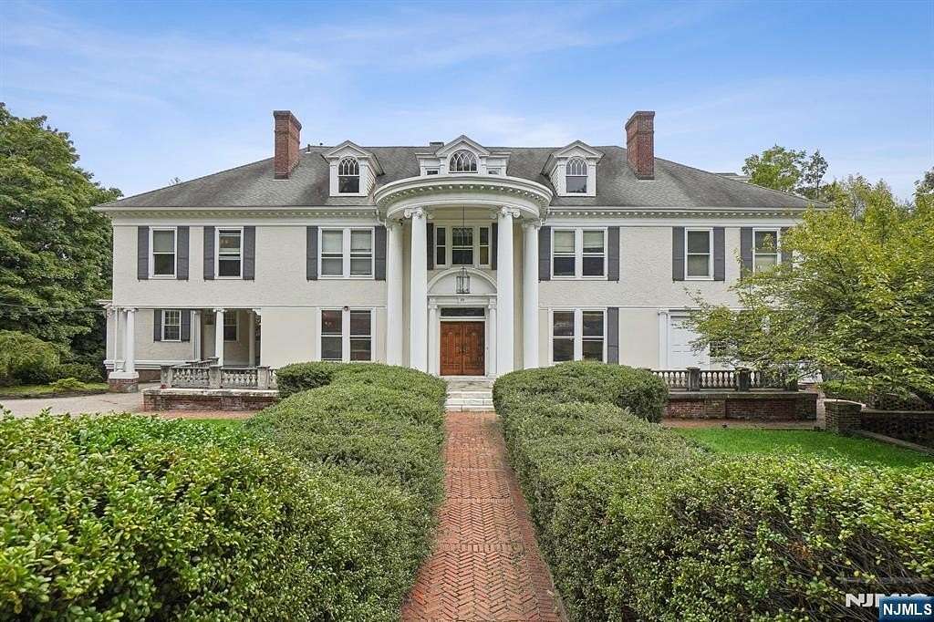 1.84 Acres of Residential Land with Home for Sale in Montclair, New Jersey