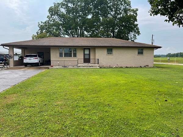 1.6 Acres of Land with Home for Sale in Poplar Bluff, Missouri