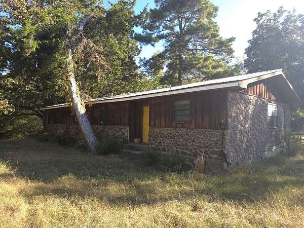 1.76 Acres of Residential Land with Home for Sale in Jefferson, Texas