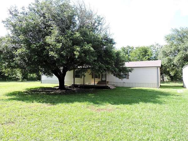 1.75 Acres of Residential Land with Home for Sale in Mabank, Texas