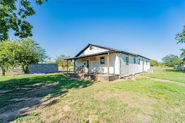 1.5 Acres of Land with Home for Sale in Woodson, Texas