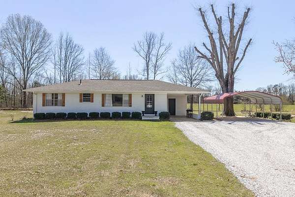 1.6 Acres of Residential Land with Home for Sale in Oxford, Mississippi