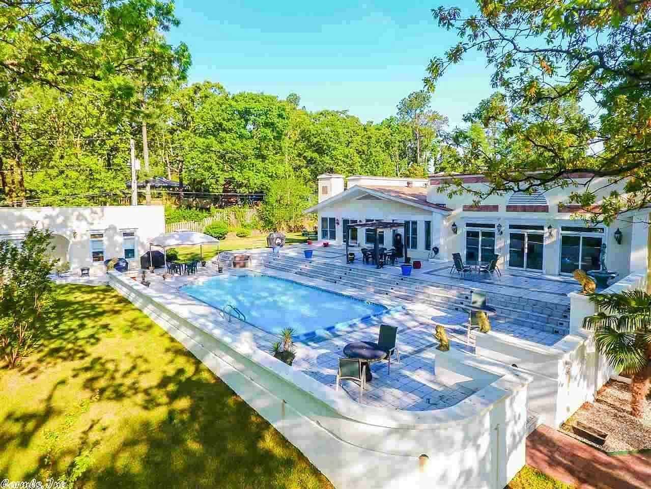 1.69 Acres of Residential Land with Home for Sale in North Little Rock, Arkansas