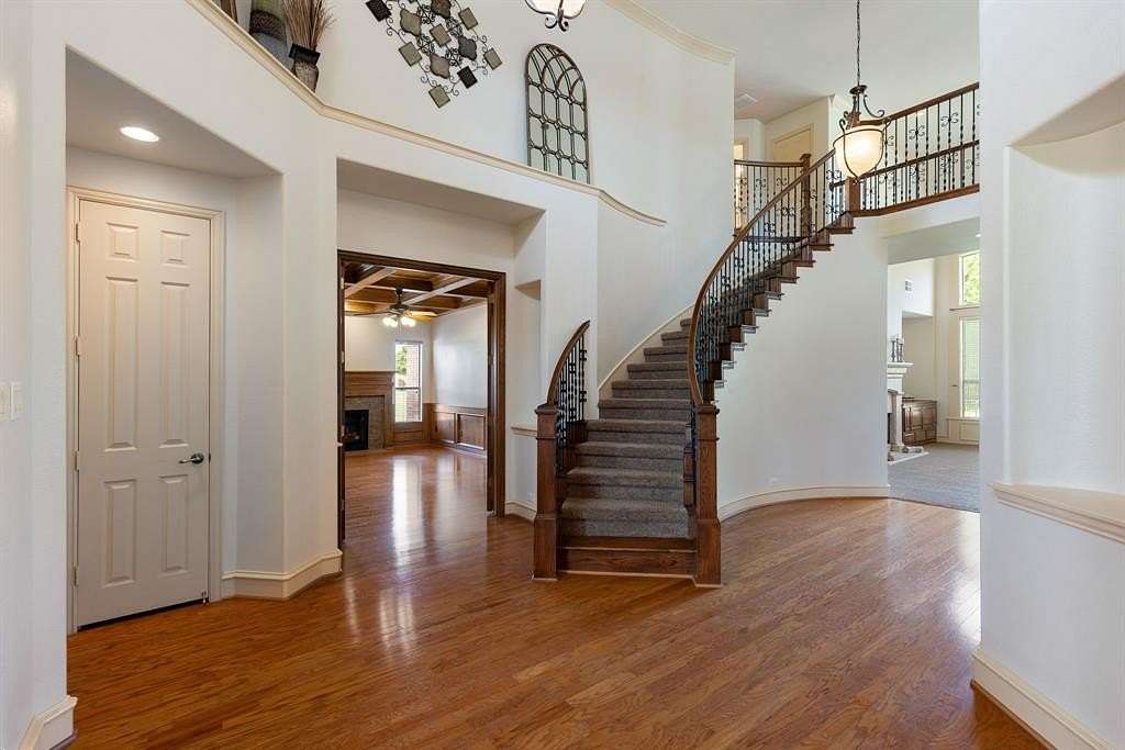 1.5 Acres of Residential Land with Home for Sale in Lucas, Texas