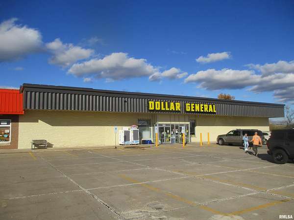 1.5 Acres of Improved Commercial Land for Sale in Washington, Illinois