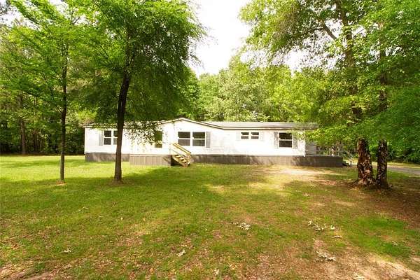 1.62 Acres of Residential Land with Home for Sale in Shreveport, Louisiana