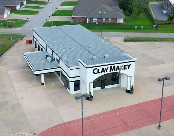 1.86 Acres of Improved Mixed-Use Land for Sale in Fort Smith, Arkansas