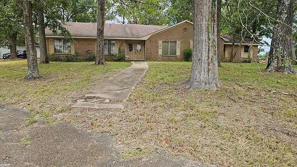 1.84 Acres of Residential Land with Home for Sale in Nacogdoches, Texas