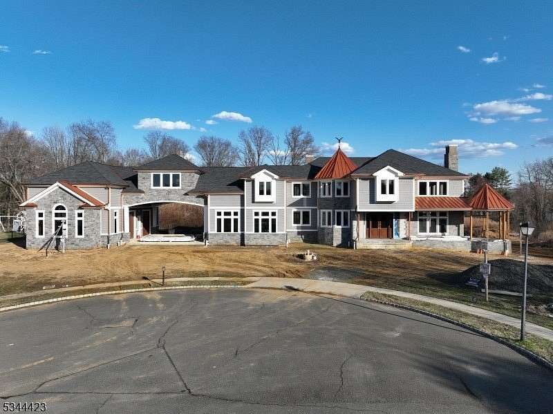 1.87 Acres of Residential Land with Home for Sale in Manalapan Township, New Jersey