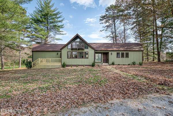 1.68 Acres of Residential Land with Home for Sale in Jamestown, Tennessee