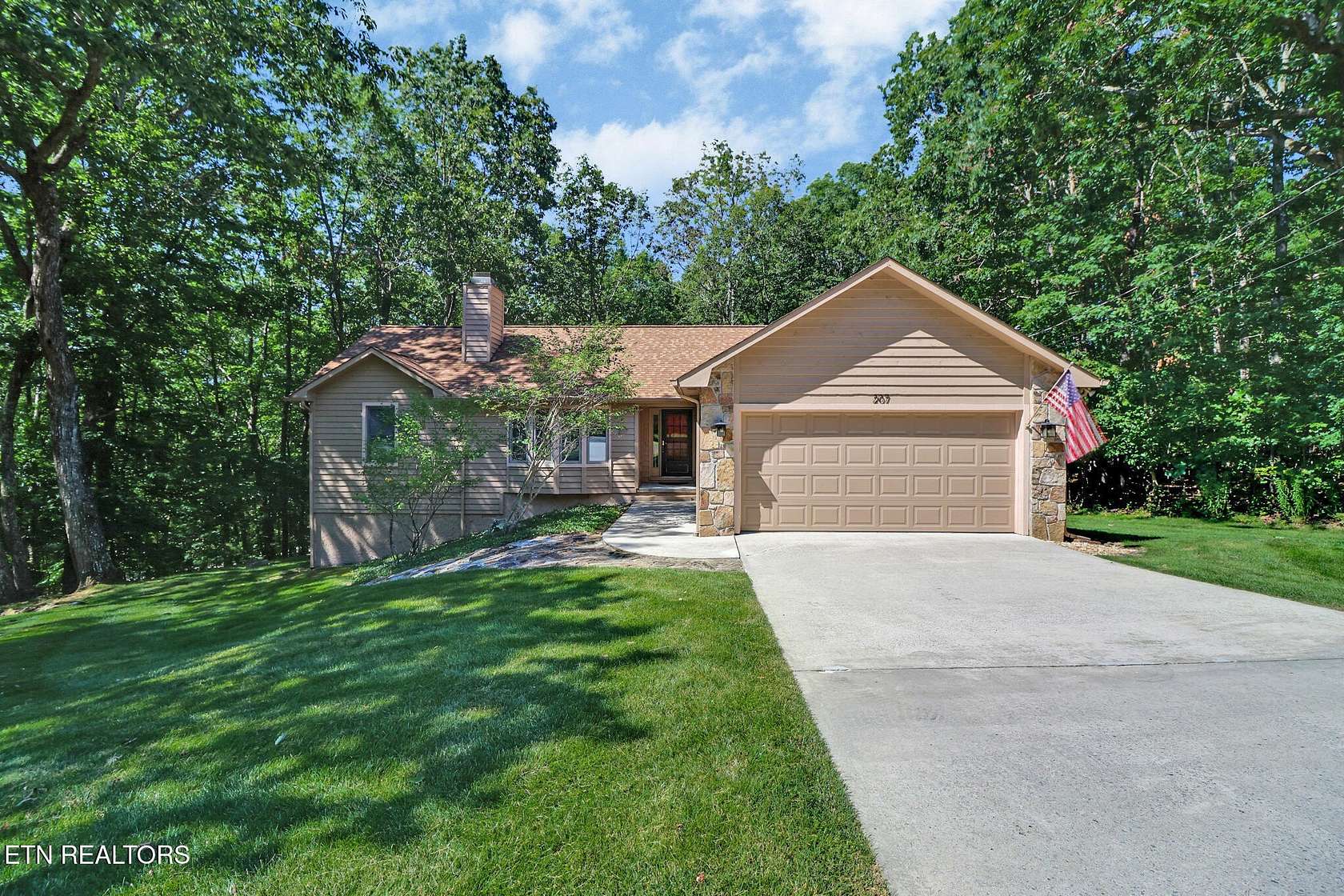 1.77 Acres of Land with Home for Sale in Crossville, Tennessee