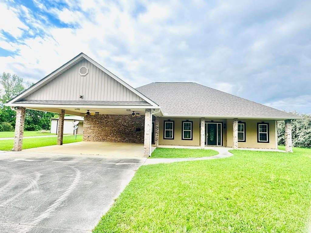 1.56 Acres of Residential Land with Home for Sale in Carriere, Mississippi