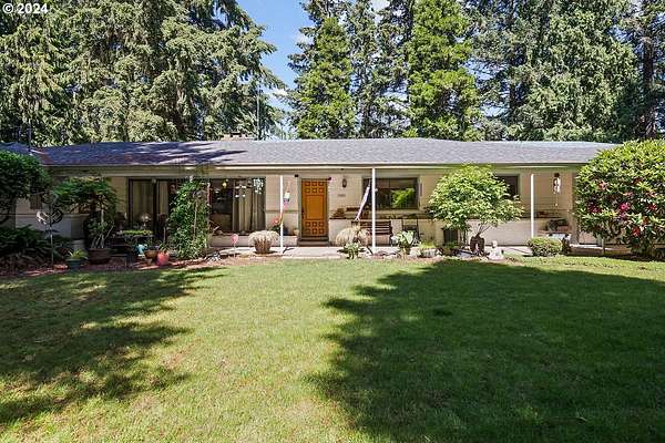 2 Acres of Residential Land with Home for Sale in Portland, Oregon