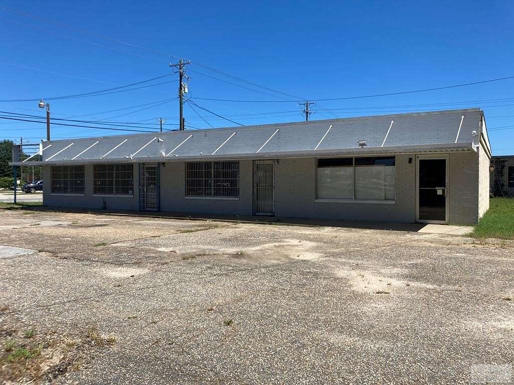 1.68 Acres of Improved Commercial Land for Sale in Sumter, South Carolina