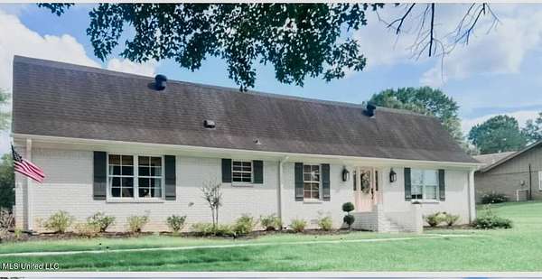 1.5 Acres of Residential Land with Home for Sale in Senatobia, Mississippi