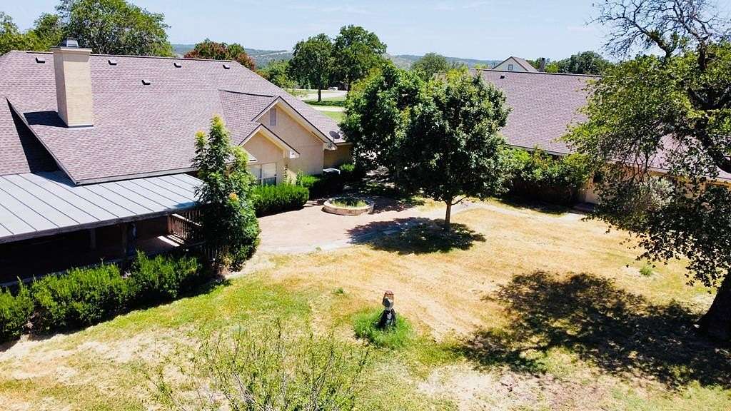 1.5 Acres of Residential Land with Home for Sale in Kerrville, Texas