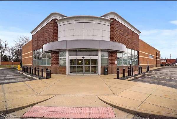 1.77 Acres of Mixed-Use Land for Sale in Cleveland, Ohio