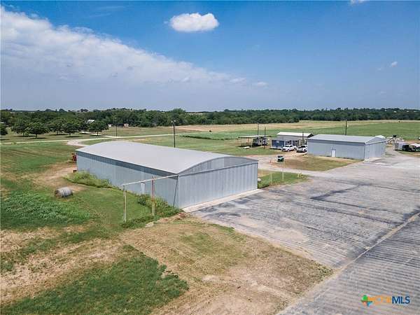 13 Acres of Improved Mixed-Use Land for Sale in La Vernia, Texas