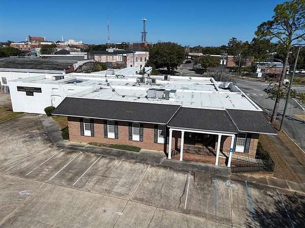 2 Acres of Improved Commercial Land for Sale in Thomasville, Georgia