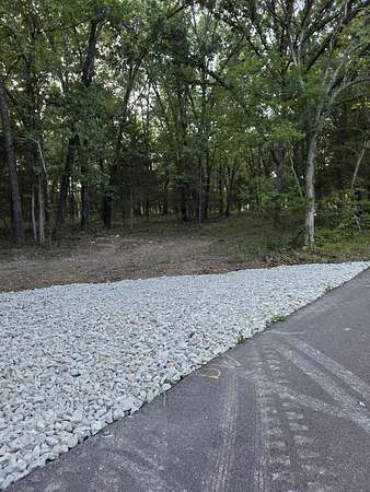 20 Acres of Recreational Land for Sale in Nixa, Missouri