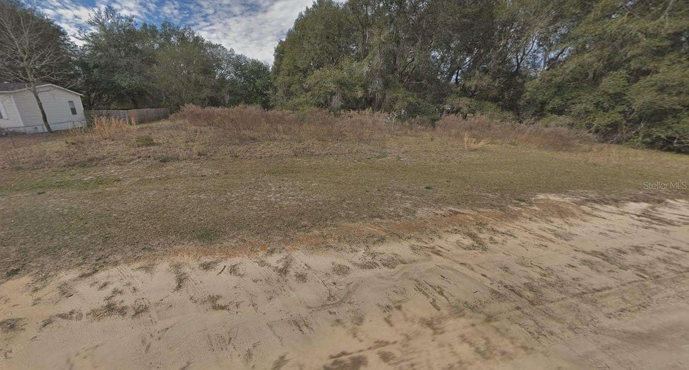 0.22 Acres of Residential Land for Sale in Interlachen, Florida