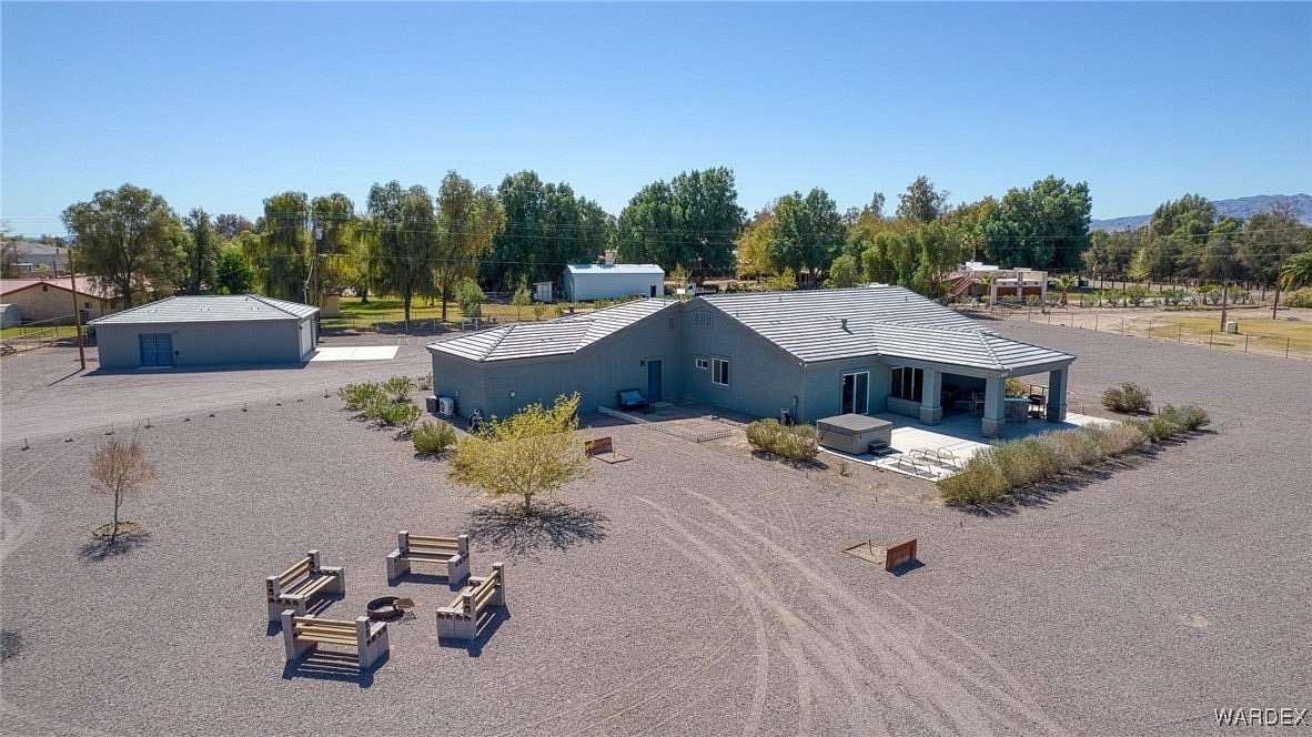 2 Acres of Residential Land with Home for Sale in Mohave Valley, Arizona