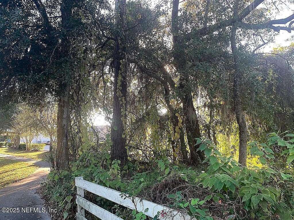 2 Acres of Residential Land for Sale in Jacksonville, Florida