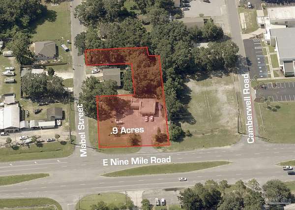 0.9 Acres of Land for Sale in Pensacola, Florida