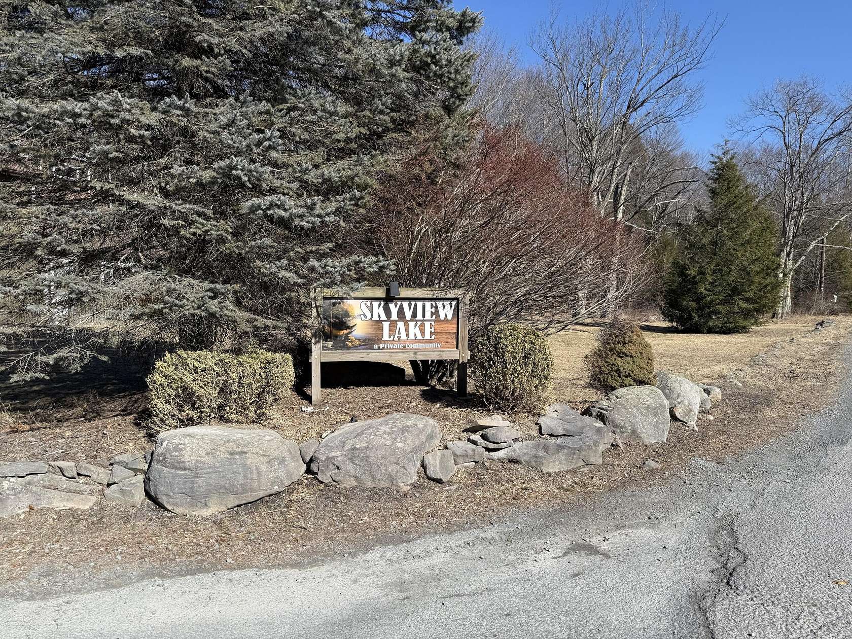 0.48 Acres of Residential Land for Sale in Greentown, Pennsylvania