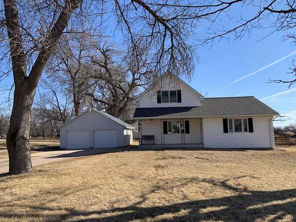 3 Acres of Residential Land with Home for Sale in O'Neill, Nebraska