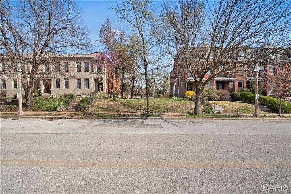 0.24 Acres of Mixed-Use Land for Sale in St. Louis, Missouri