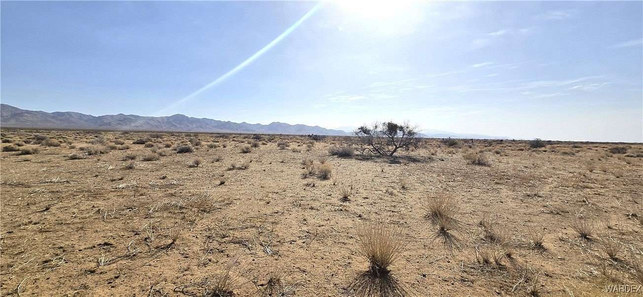 40 Acres of Recreational Land for Sale in Golden Valley, Arizona