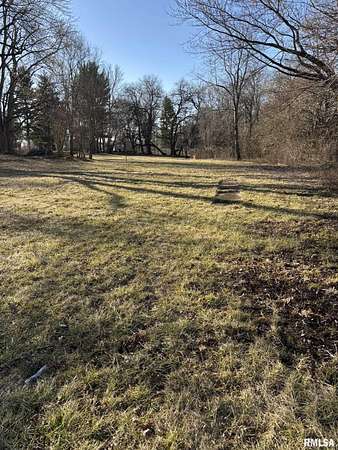 0.72 Acres of Residential Land for Sale in Mechanicsburg, Illinois