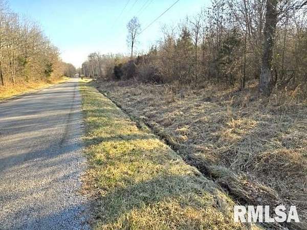 9.3 Acres of Land for Sale in Mount Vernon, Illinois