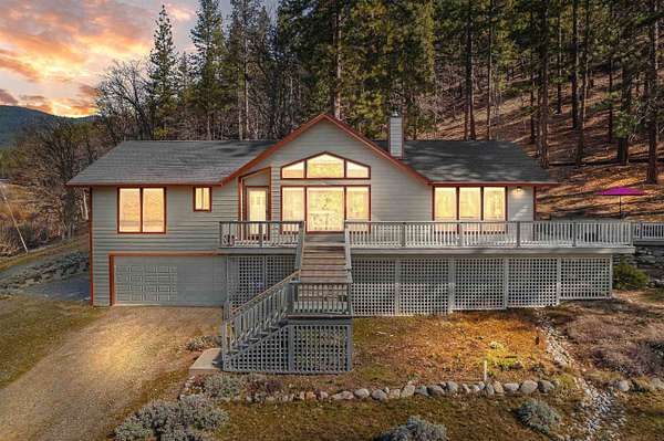 10.6 Acres of Land with Home for Sale in Fort Jones, California