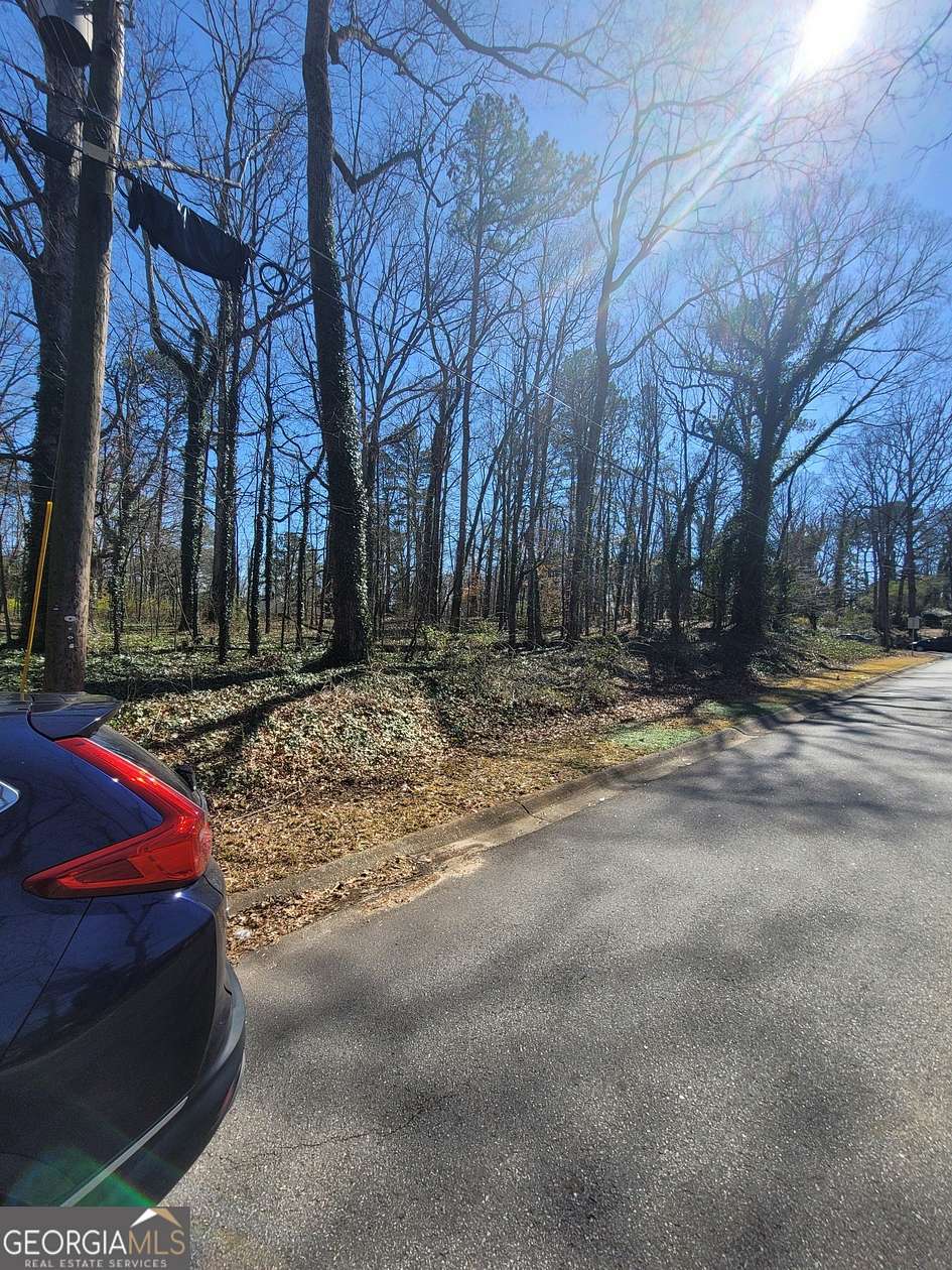0.5 Acres of Residential Land for Sale in Stone Mountain, Georgia