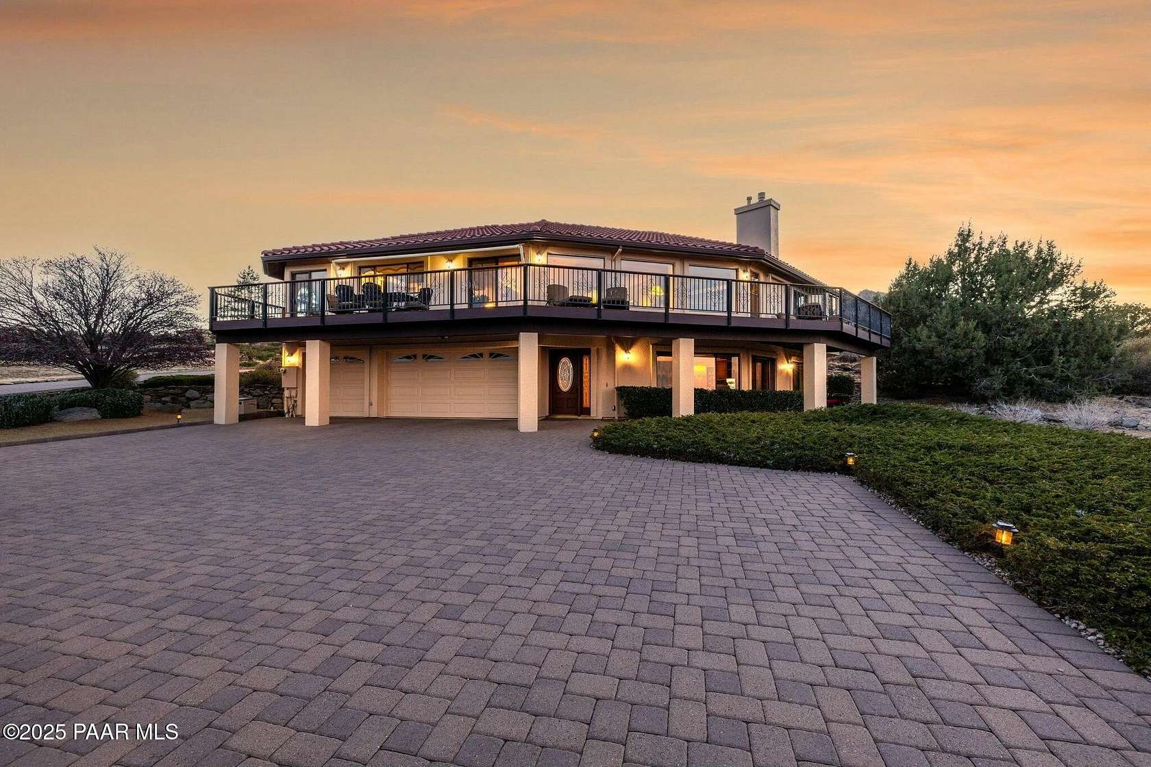 2.37 Acres of Residential Land with Home for Sale in Prescott, Arizona