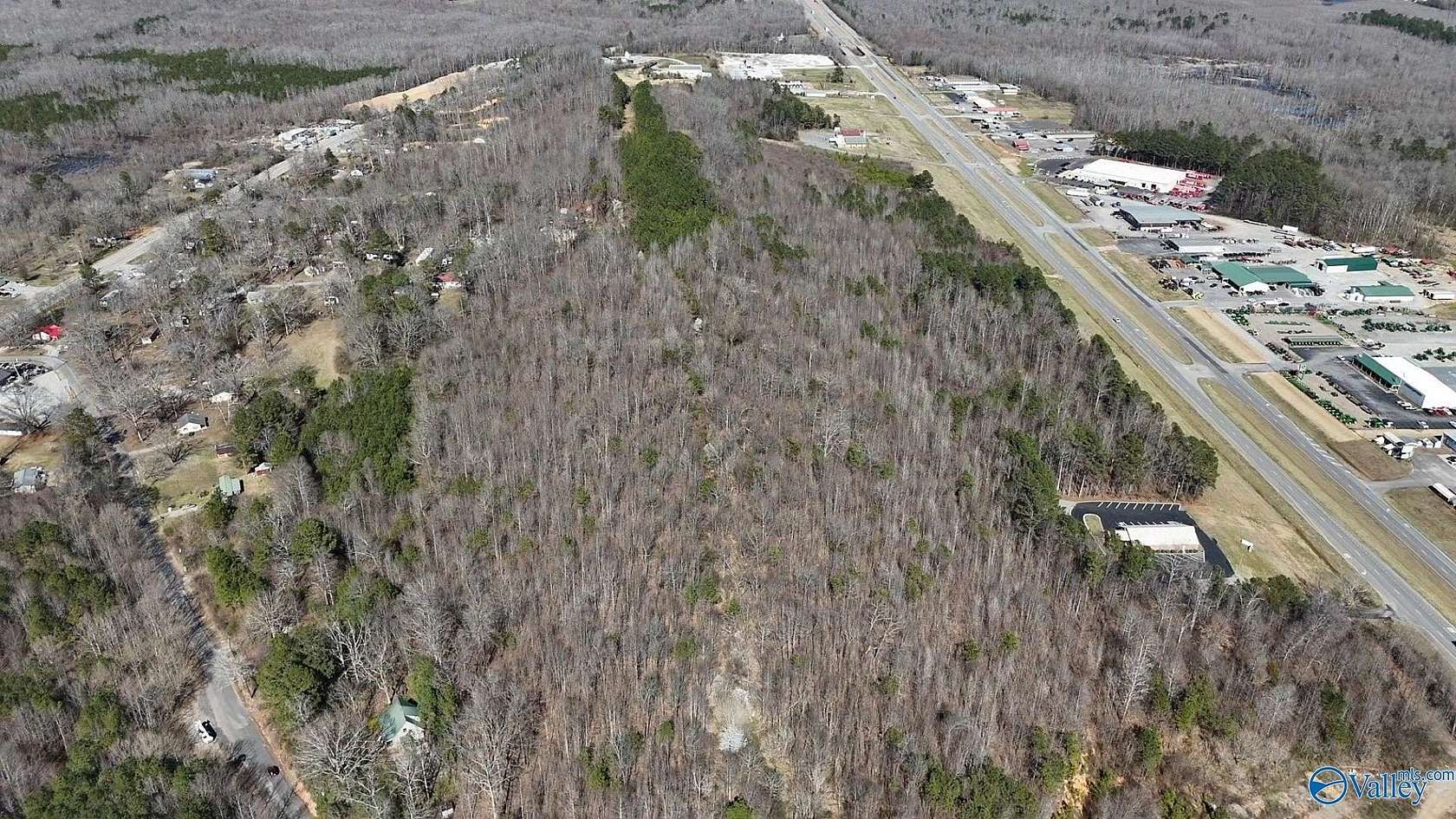 23 Acres of Recreational Land for Sale in Scottsboro, Alabama