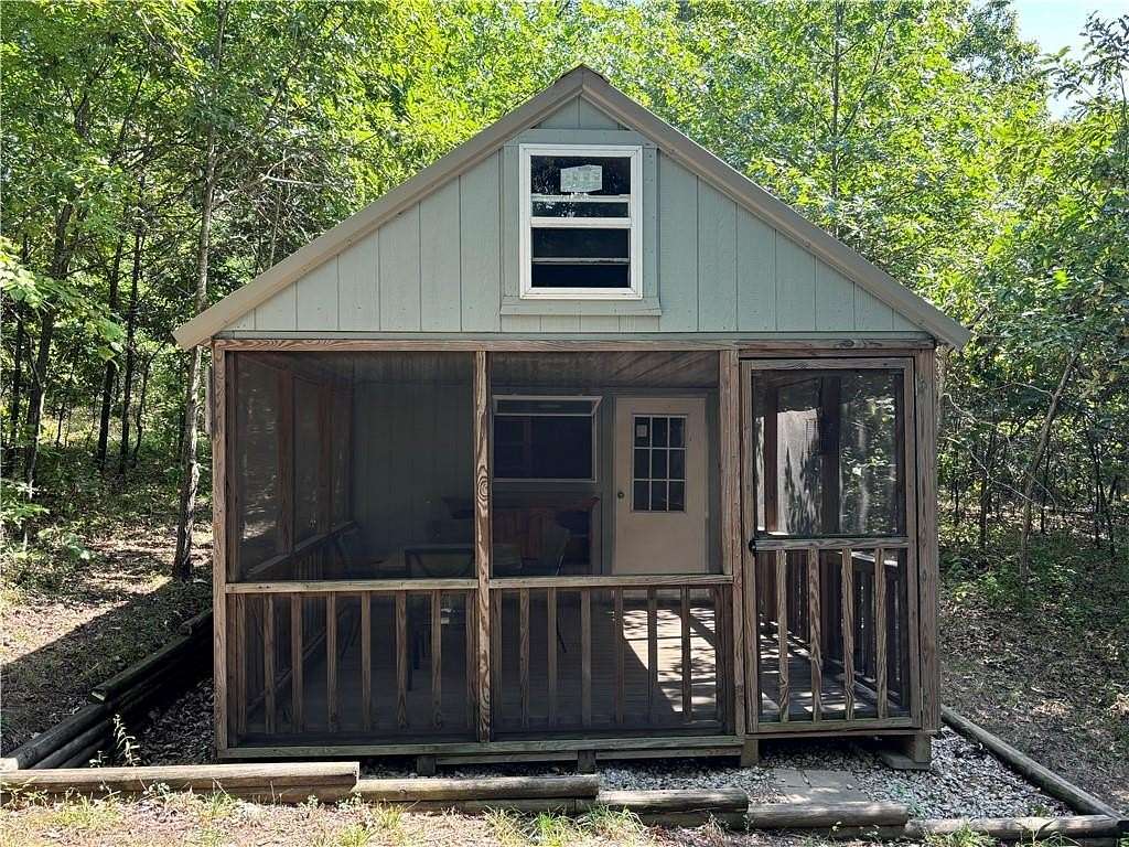 0.37 Acres of Residential Land for Sale in Gallatin, Missouri