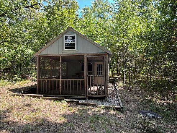 0.37 Acres of Residential Land for Sale in Gallatin, Missouri