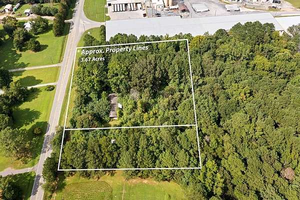 3.67 Acres of Commercial Land for Sale in Summerville, Georgia