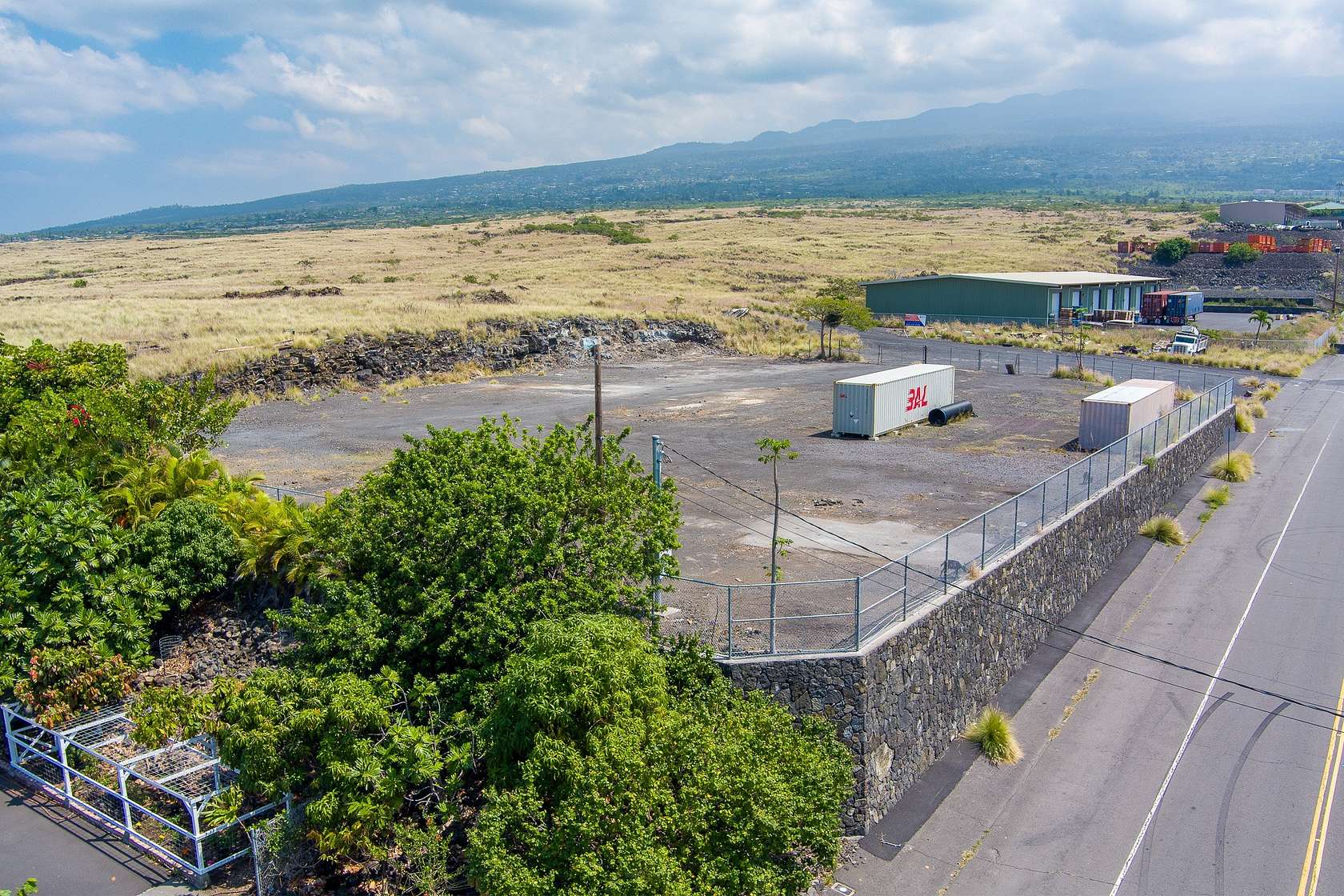1 Acre of Mixed-Use Land for Sale in Kailua-Kona, Hawaii
