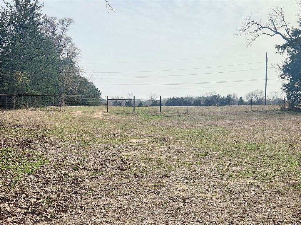 14 Acres of Land for Sale in Mineola, Texas