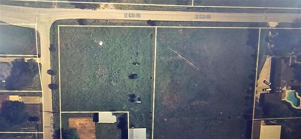 0.33 Acres of Residential Land for Sale in Springtown, Texas