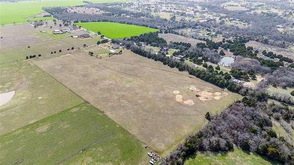 20.8 Acres of Agricultural Land for Sale in Oak Leaf, Texas