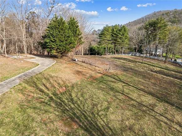 4.17 Acres of Residential Land for Sale in Sautee-Nacoochee, Georgia